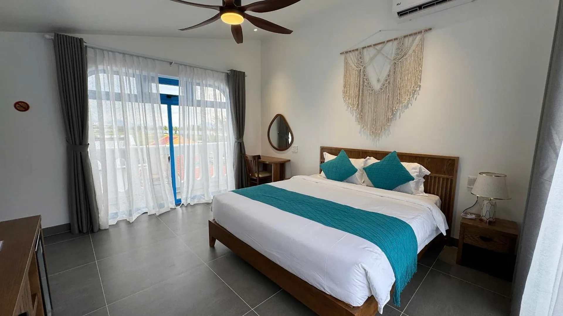 Hotel The Linh Coastline Villa Hoi An