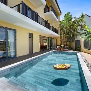 Hotel Palm Garden & Pool